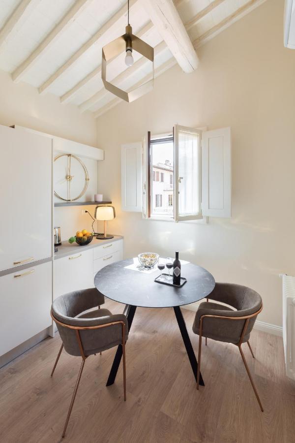 Living Walls Florence Apartments Экстерьер фото